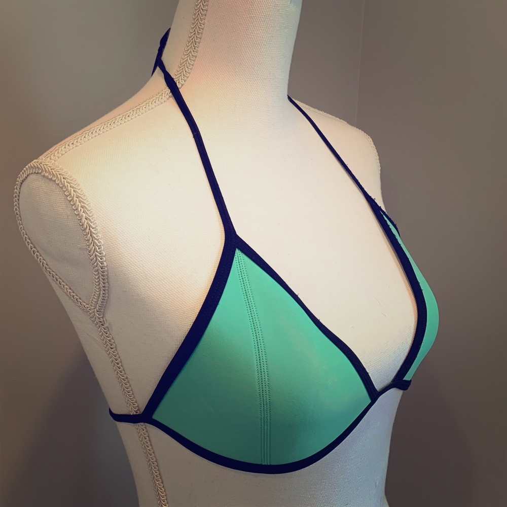 Triangl Chloe Bikini Top in Miami Mint